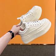 Double Botton High Quality White Sneaker 2023 - 2