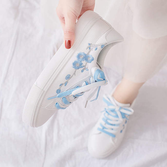 Cute floral embroidered sneakers for women - 1