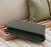 Green wallet - 2